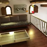 89 Le Grand Pin דירה