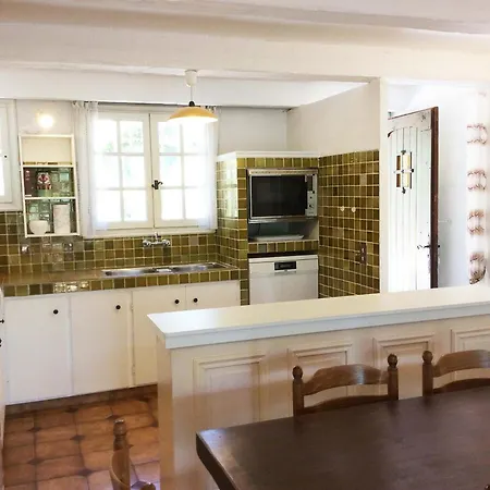 89 Le Grand Pin Apartment *