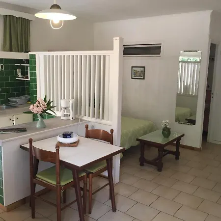 89 Le Grand Pin * Sainte-Maxime