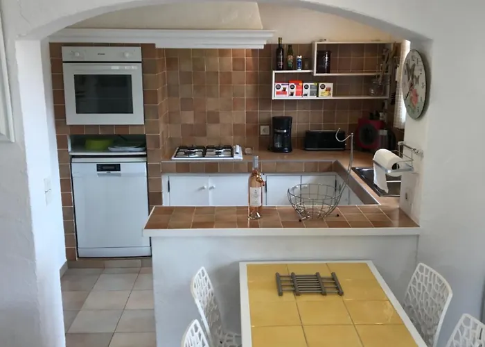 89 Le Grand Pin Apartment *